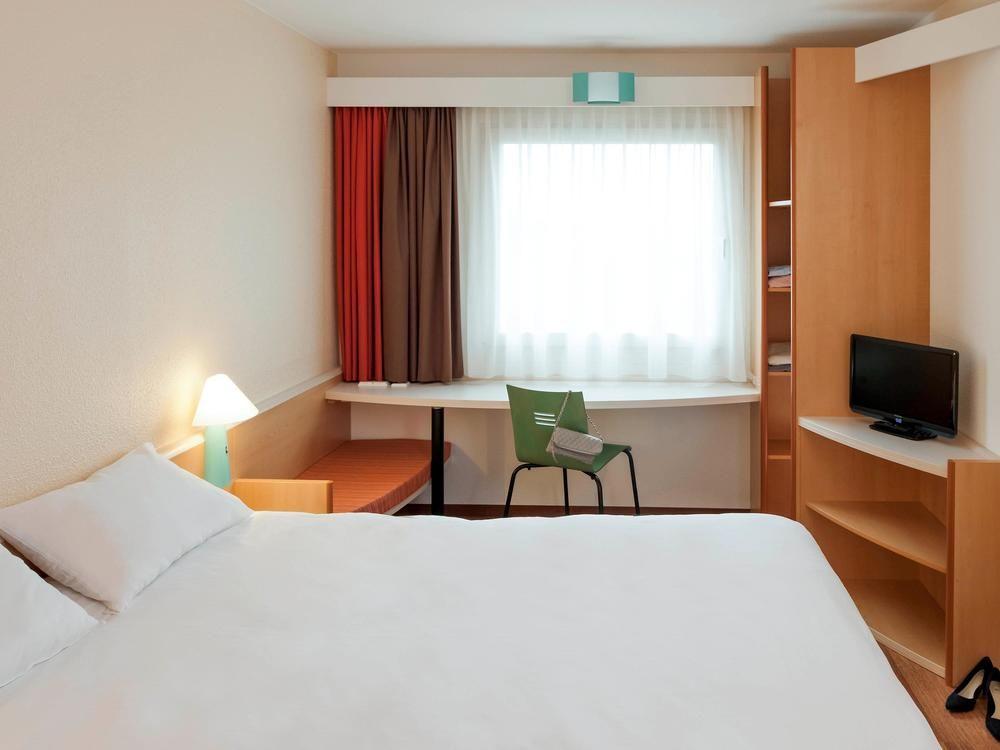 Ibis Epernay Centre Ville Exterior foto